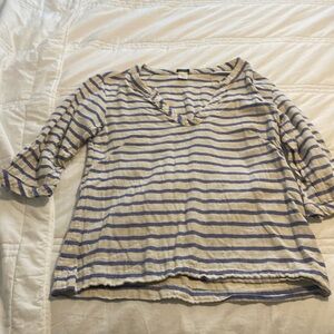 🌸$1 M J.Crew Striped V-Neck 3/4 Sleeve Top🌸